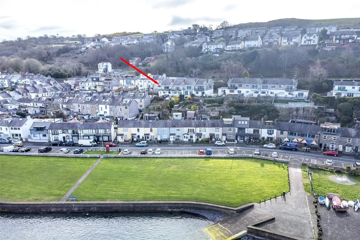 Caernarfon Road, Y Felinheli, Gwynedd, LL56