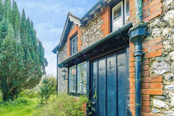 Sandhill Lane, Washington, Pulborough...