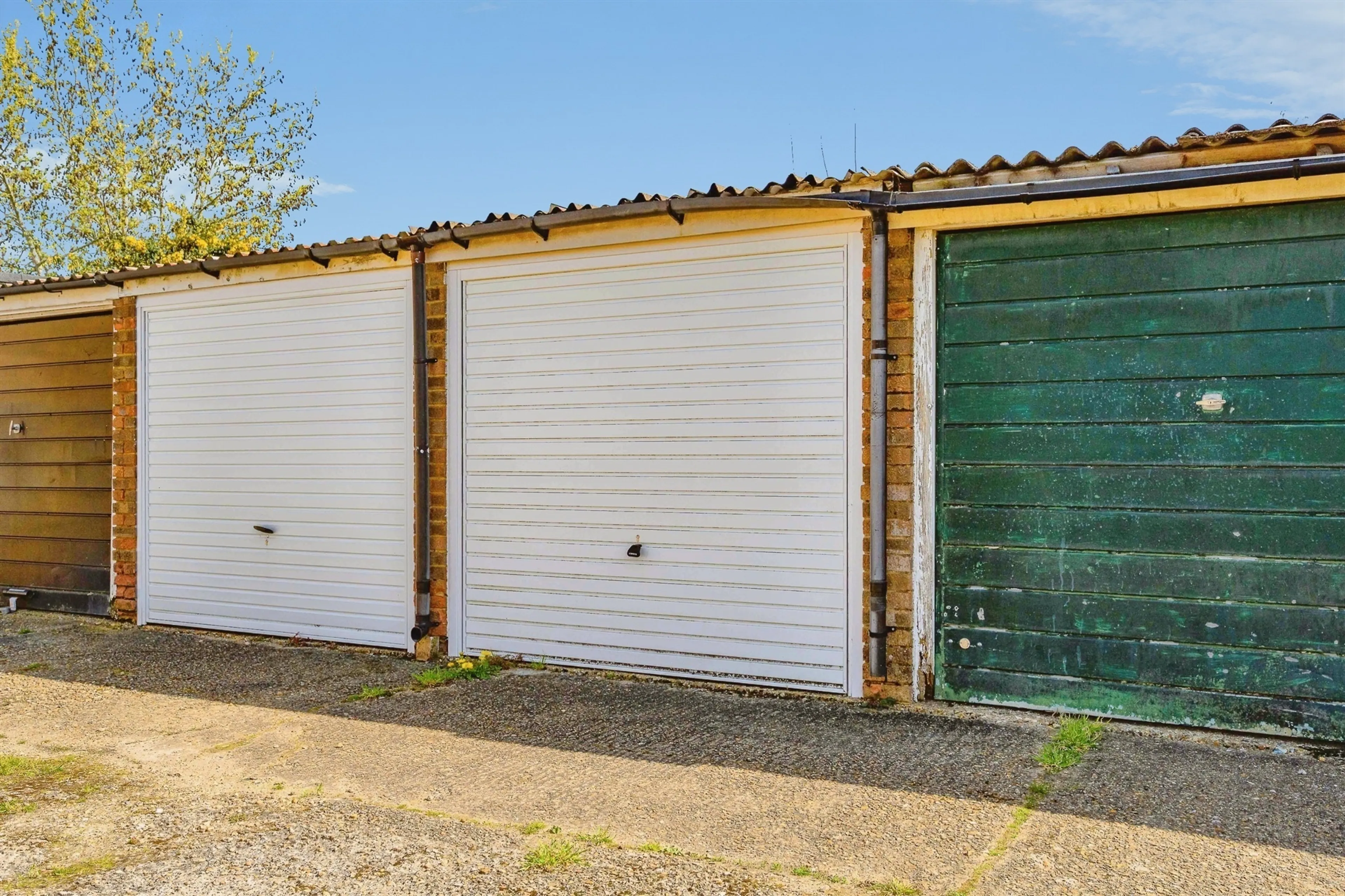 Property at Sandridge Close, Hemel Hempstead
