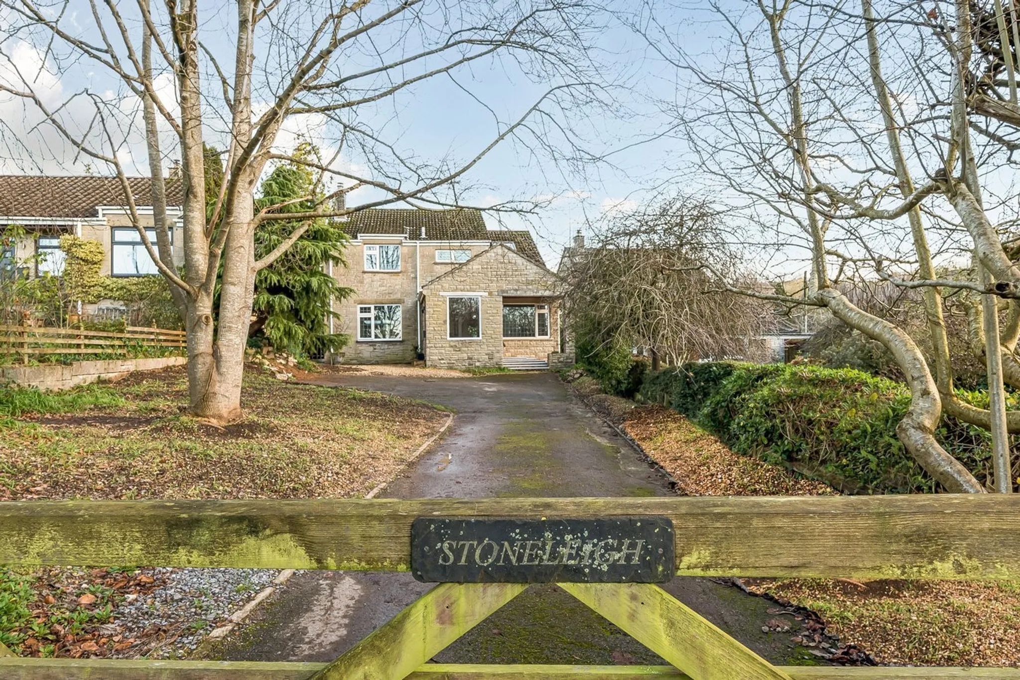 https://mr0.homeflow-assets.co.uk/files/photo/image/47008/3481/_x_/53408213.jpg