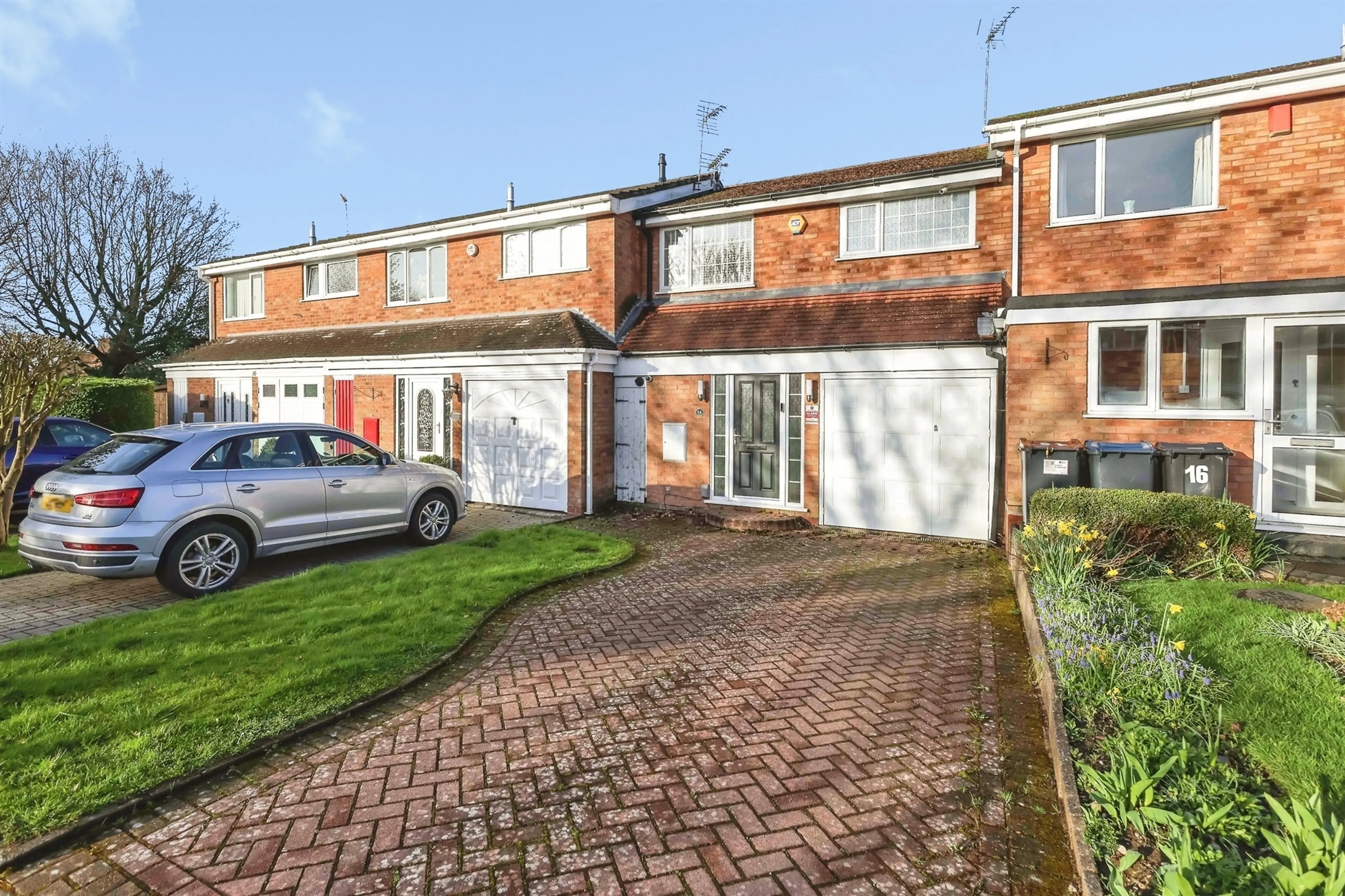 Property photo 0