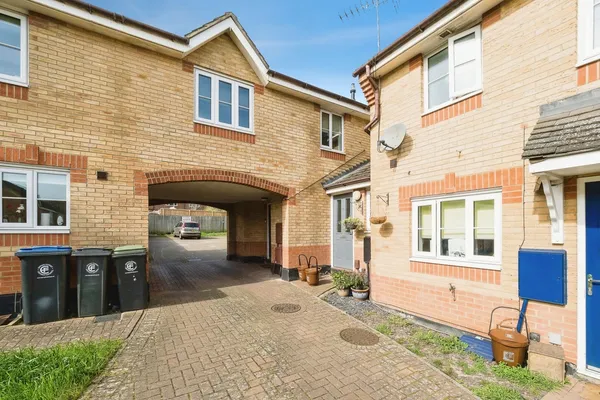 Beech Close, Loughton, Essex, IG10