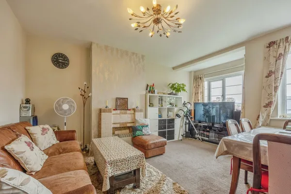 Croydon Road, Wallington, SM6