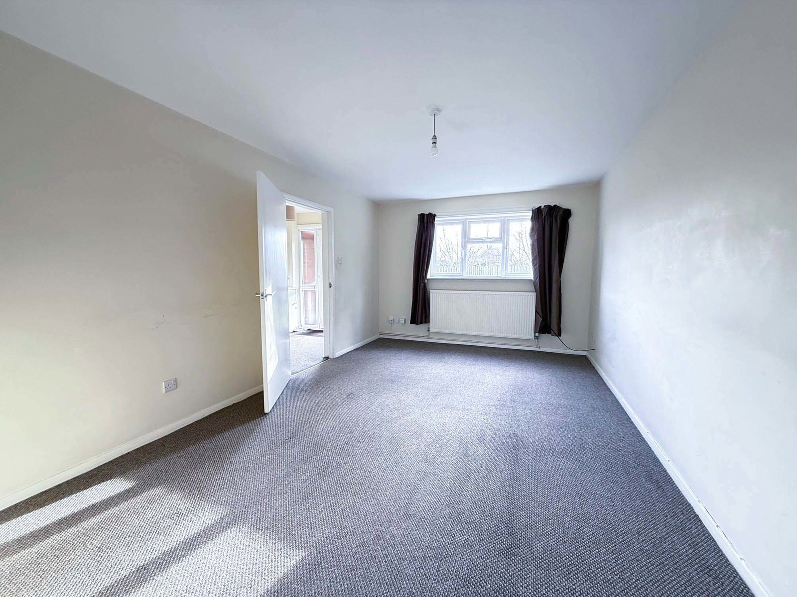 Lake View Close, Kew, Southport, PR8 Image 4