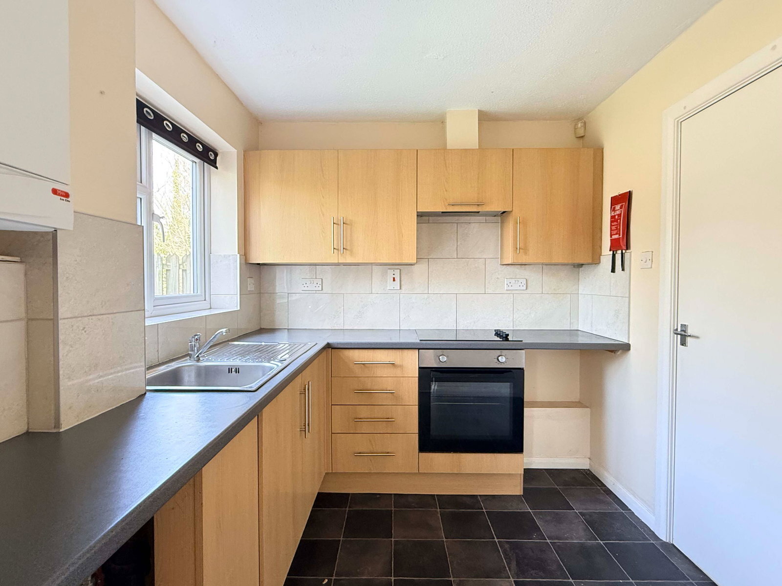 Lake View Close, Kew, Southport, PR8 Image 5