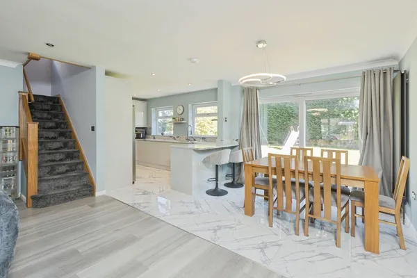 Old Gardens Close, Tunbridge Wells, K...