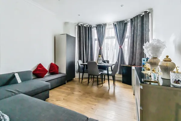 Melfort Road, Thornton Heath, CR7