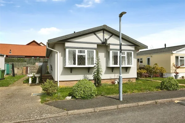 Hamble Park, Fleet End Road, Warsash,...