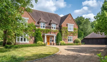 Kings Drive, Midhurst, GU29