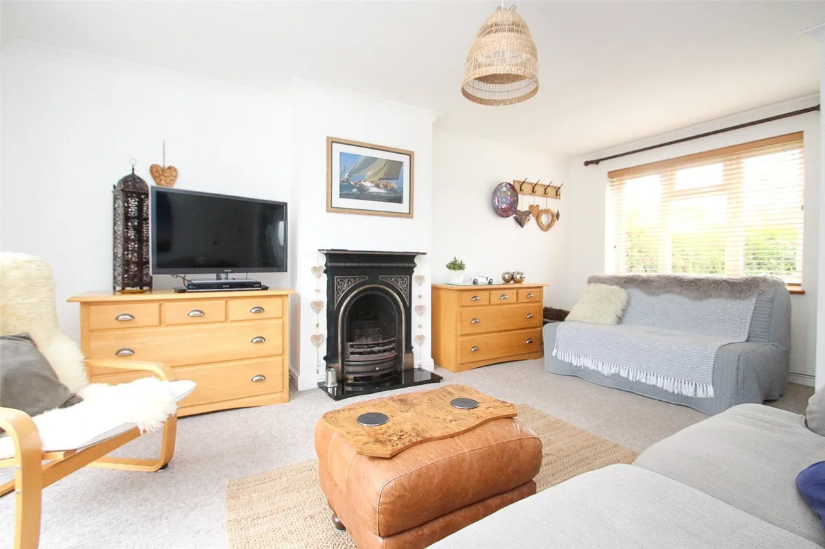 Beech Gardens, Hamble, Southampton, Hampshire, SO31