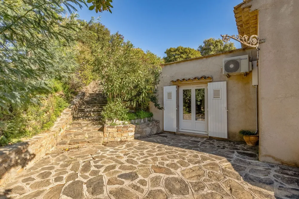 Rayol-Canadel-sur-Mer, 83820, France
