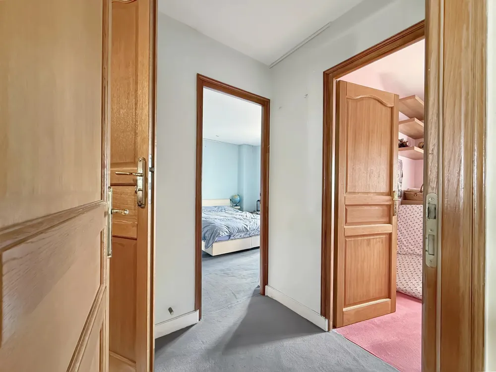 Paris 17th (Ternes), 75017, France