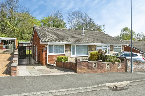 Heathfield Avenue, St. Helens, Mersey...