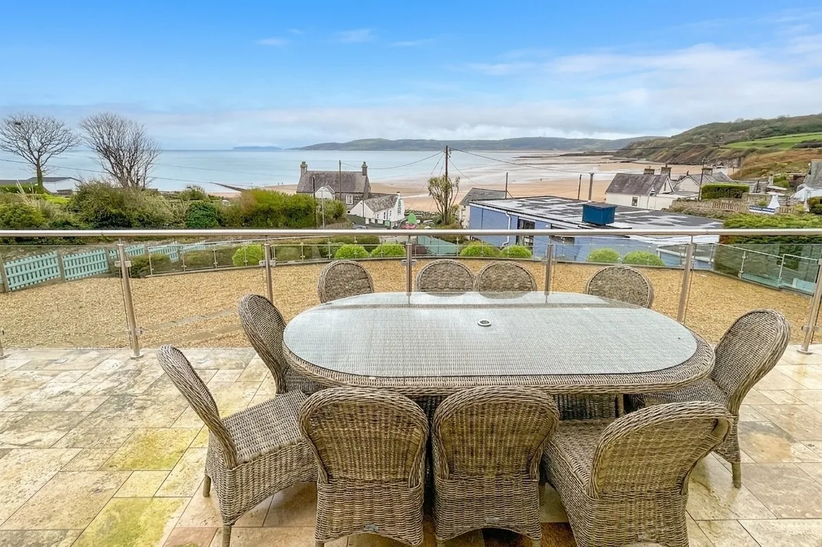Beach Road, Benllech, Tyn-y-Gongl, Isle of Anglesey, LL74