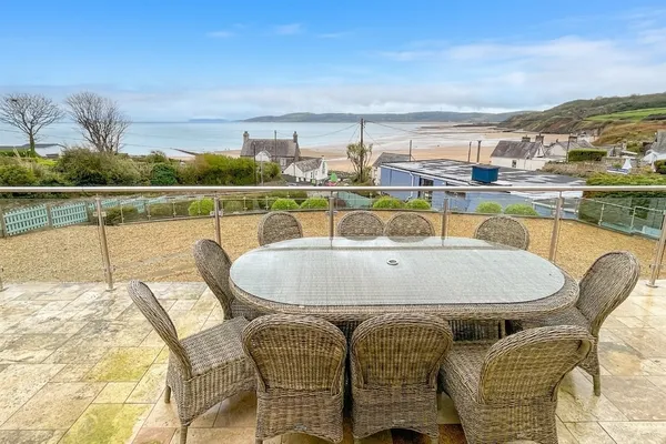 Beach Road, Benllech, Tyn-y-Gongl, Isle of Anglesey, LL74