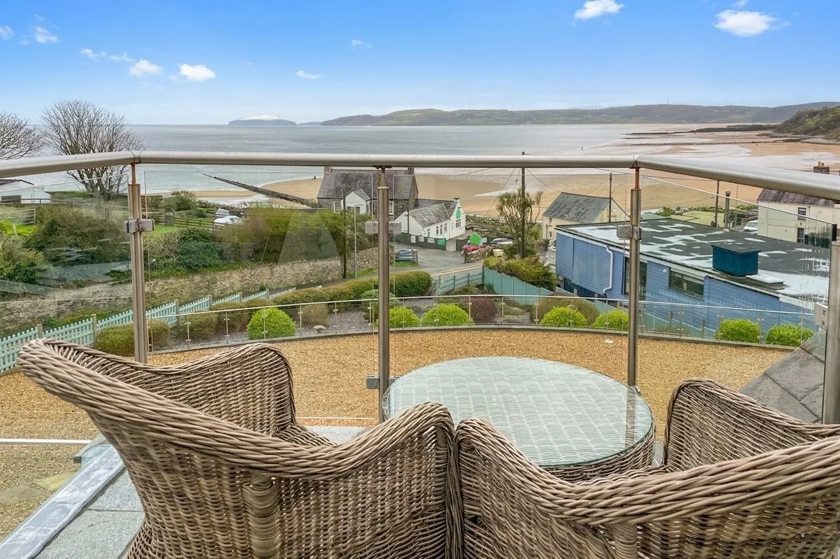 Beach Road, Benllech, Tyn-y-Gongl, Isle of Anglesey, LL74