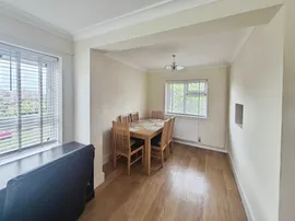 Harrington Court, Hertford Heath, Hertford thumb 3
