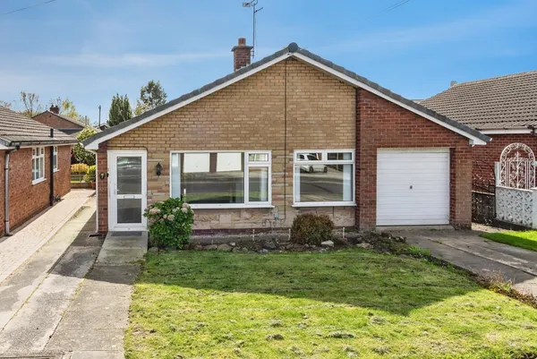 Radlett Close, Penketh, Warrington, C...