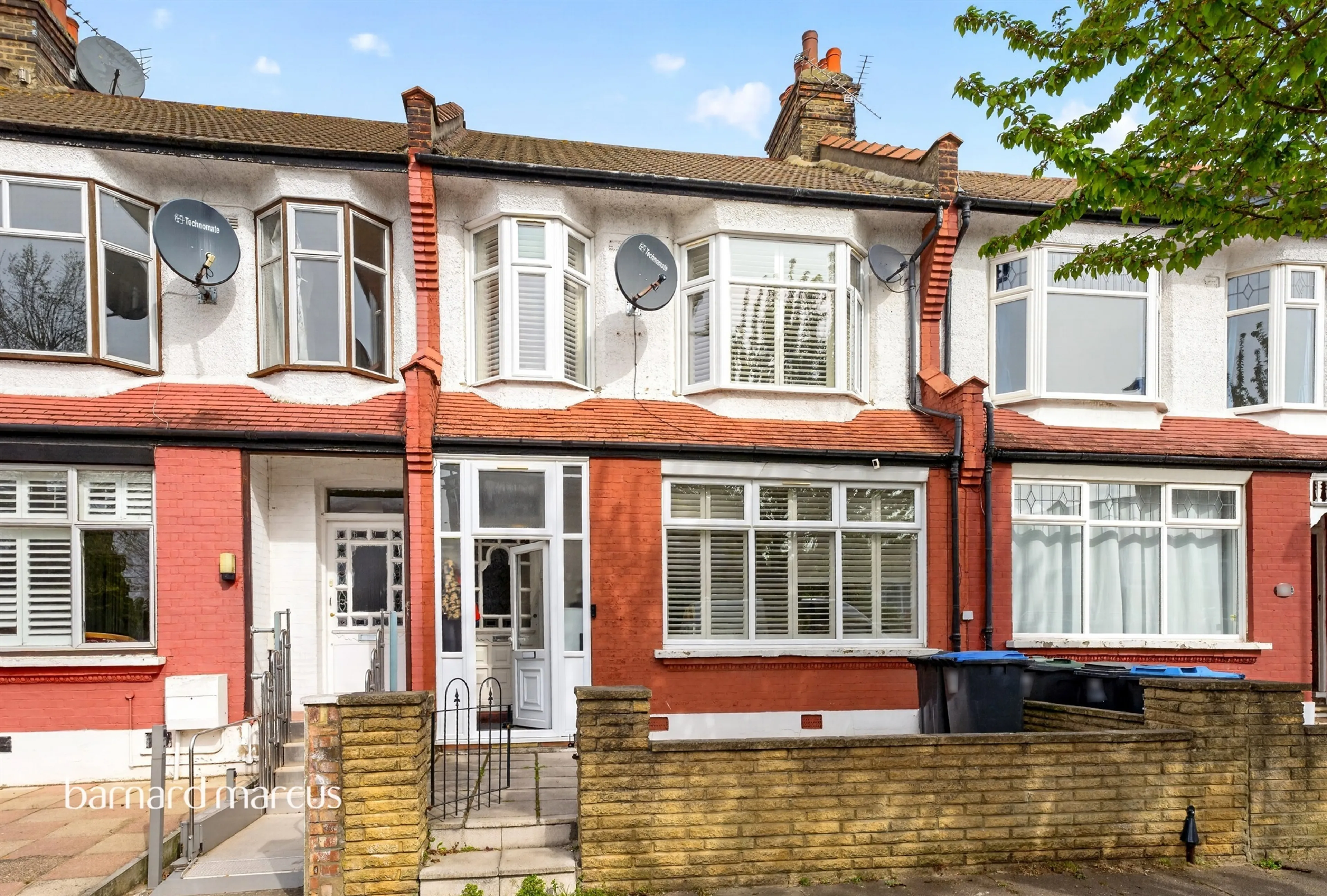 Property at Chimes Avenue, London