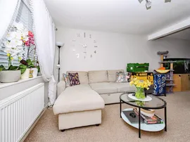 Gadebridge Road, Hemel Hempstead thumb 2