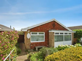 Hazelwood Avenue, Eastbourne photo