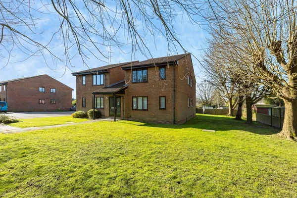 Trenear Close, Horsham, West Sussex, ...