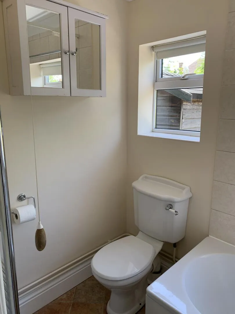 https://mr0.homeflow-assets.co.uk/files/photo/image/47039/2853/_x_/Zvvg_jH3HkSS_LGHyl4mgA.jpg