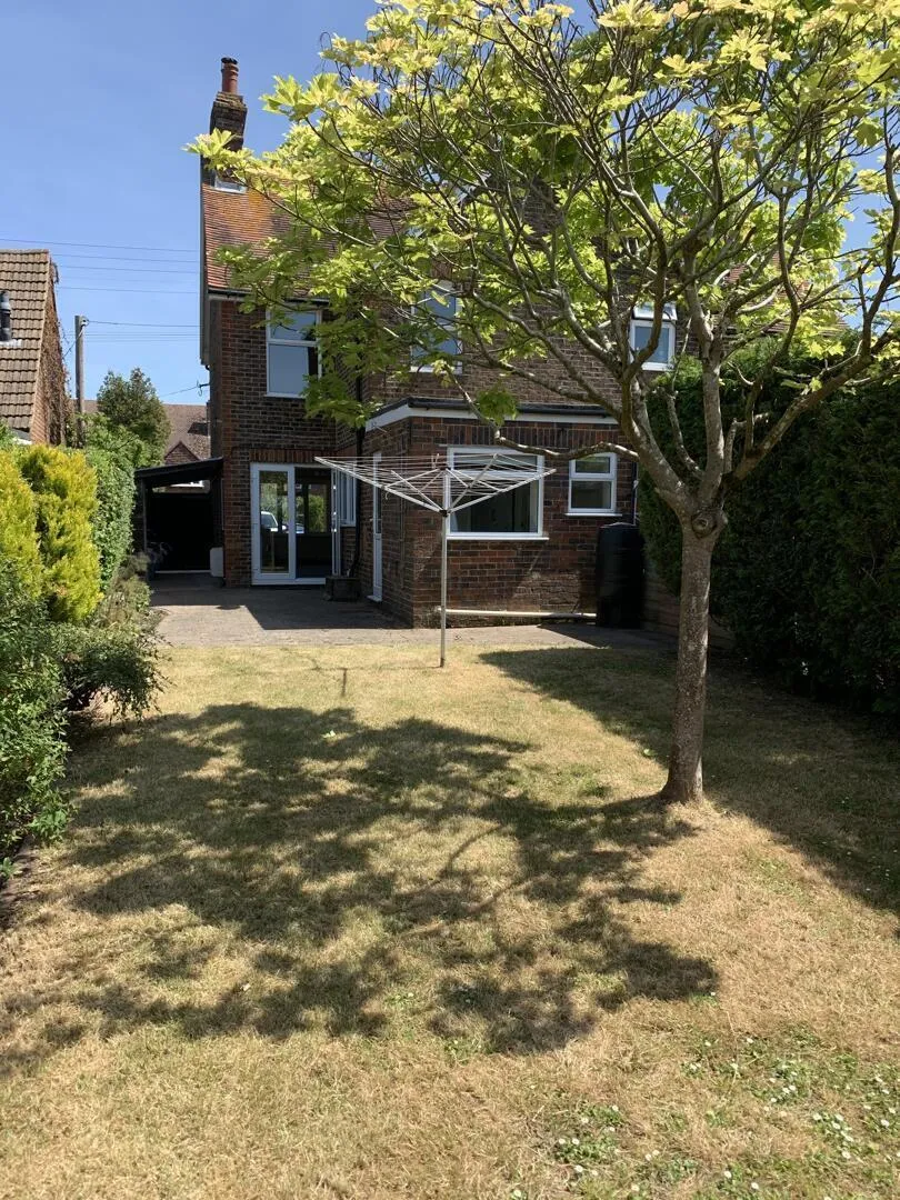 https://mr0.homeflow-assets.co.uk/files/photo/image/47039/2860/_x_/TMXCxw45n0yQOgpwZrQxbQ.jpg