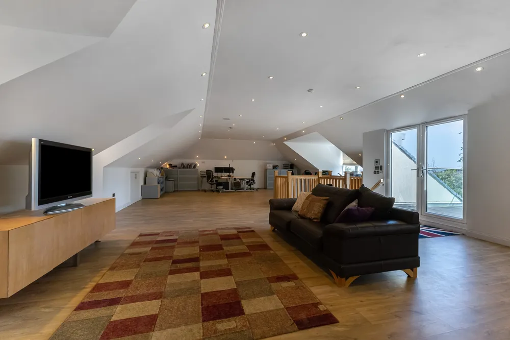 Valencia Road, Stanmore, HA7