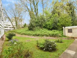 Cameron Close, Warley, Brentwood thumb 3