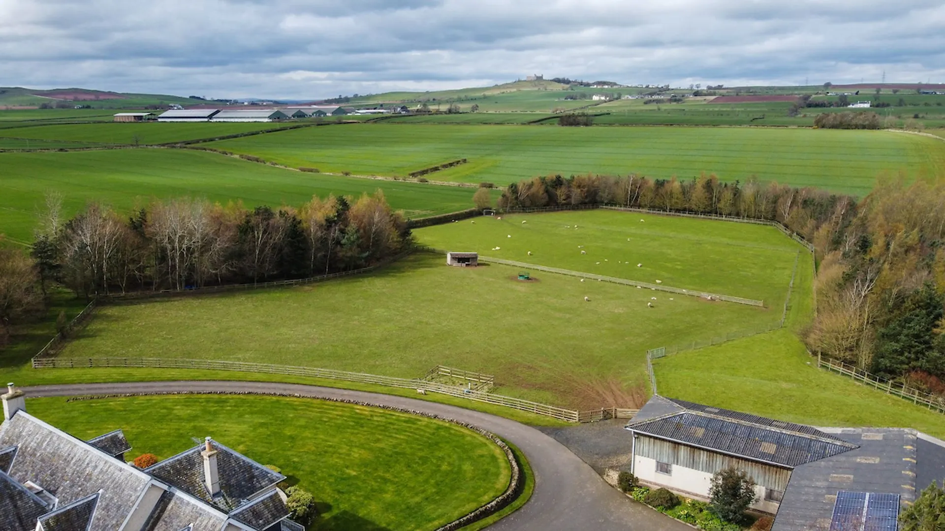 Property photo top 1