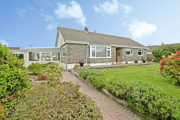 Highfield Road, Mount Hawke, Truro, C...