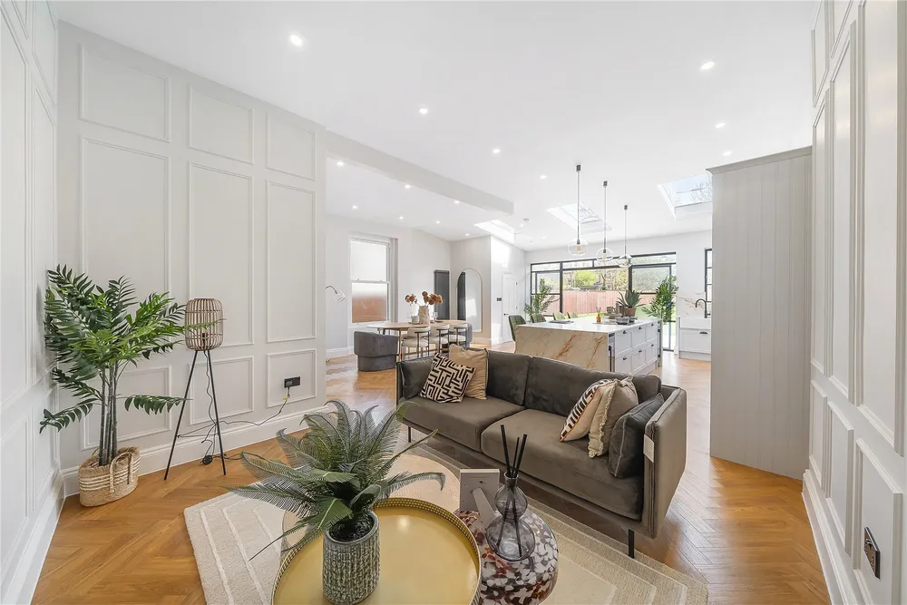 Queens Road, Beckenham, BR3
