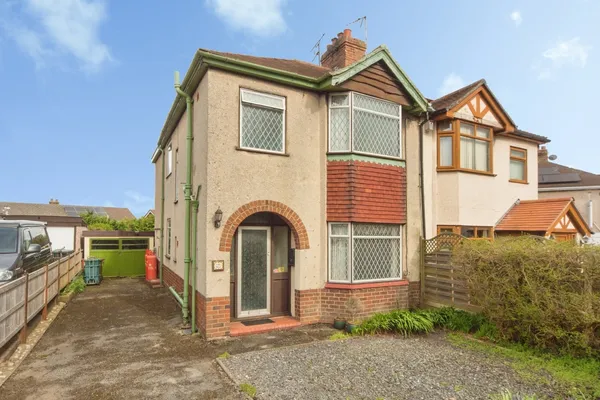 Glyndwr Road, Llysfaen, Colwyn Bay, C...