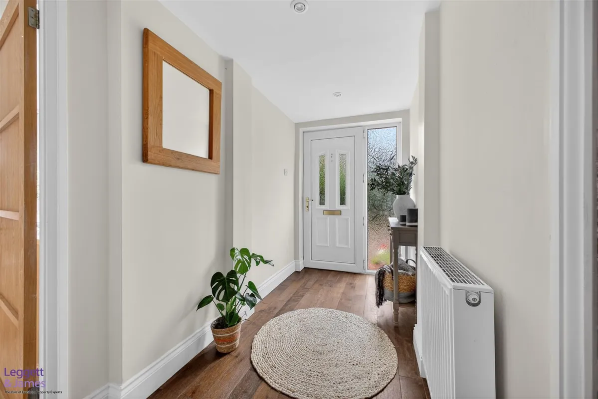 Hughes Close, Harvington, Evesham