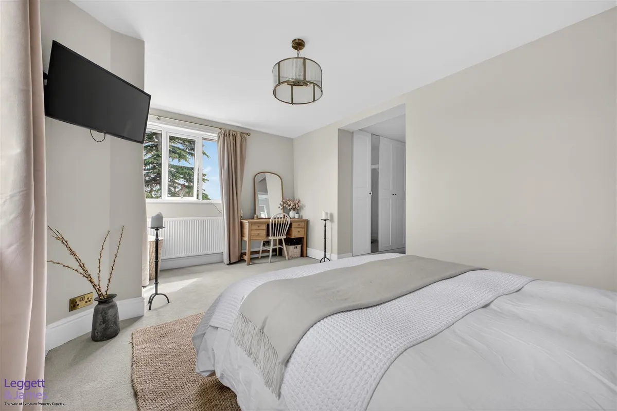 Hughes Close, Harvington, Evesham
