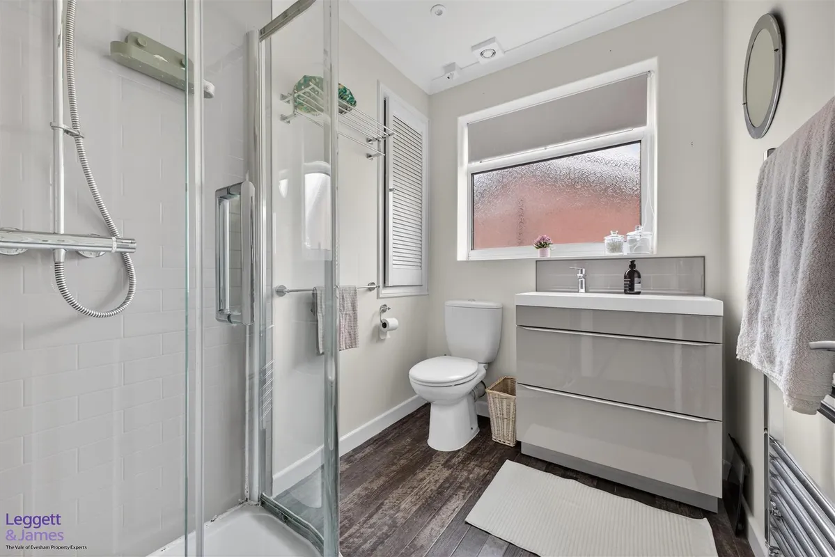Hughes Close, Harvington, Evesham