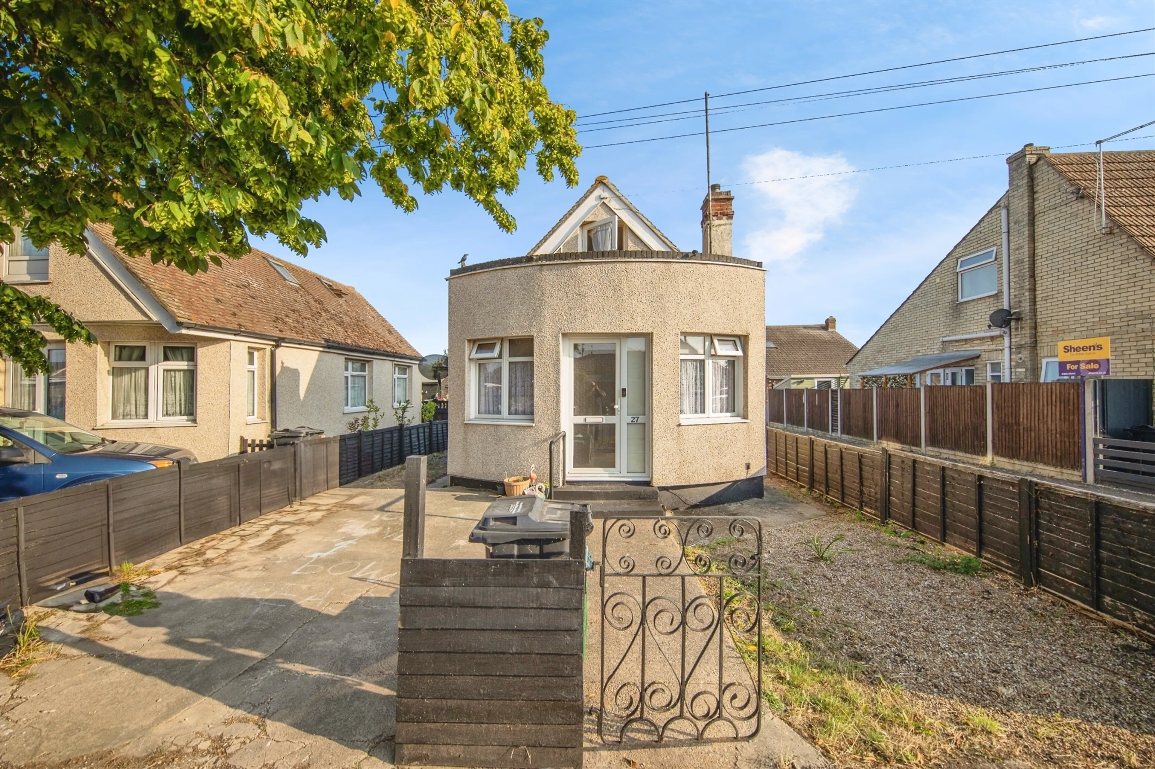 Property at Crossways, Jaywick, Clacton-On-Sea