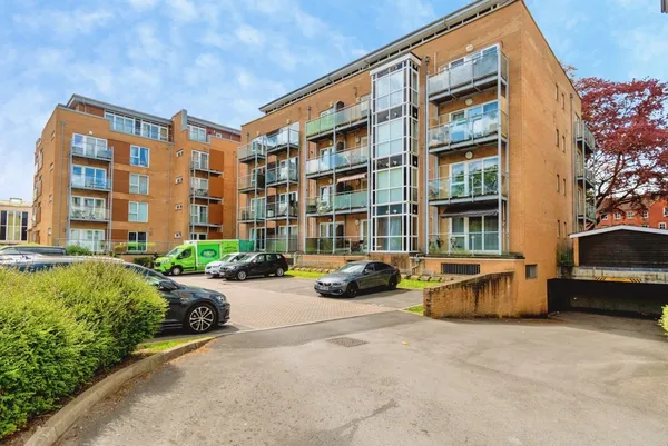 Suttones Place, Southampton, Hampshir...