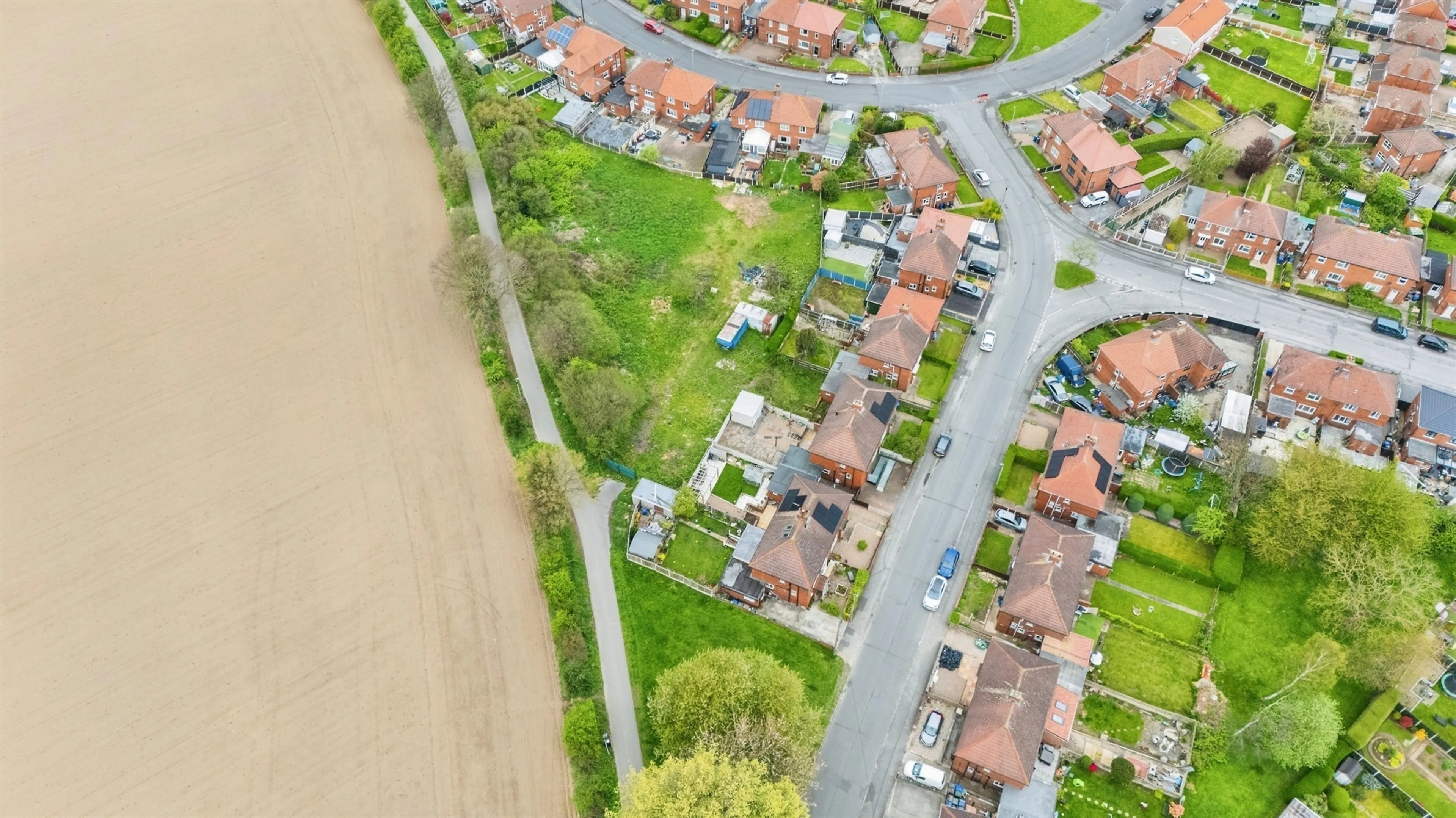 Property at Kirk Cross Crescent, Royston, Barnsley