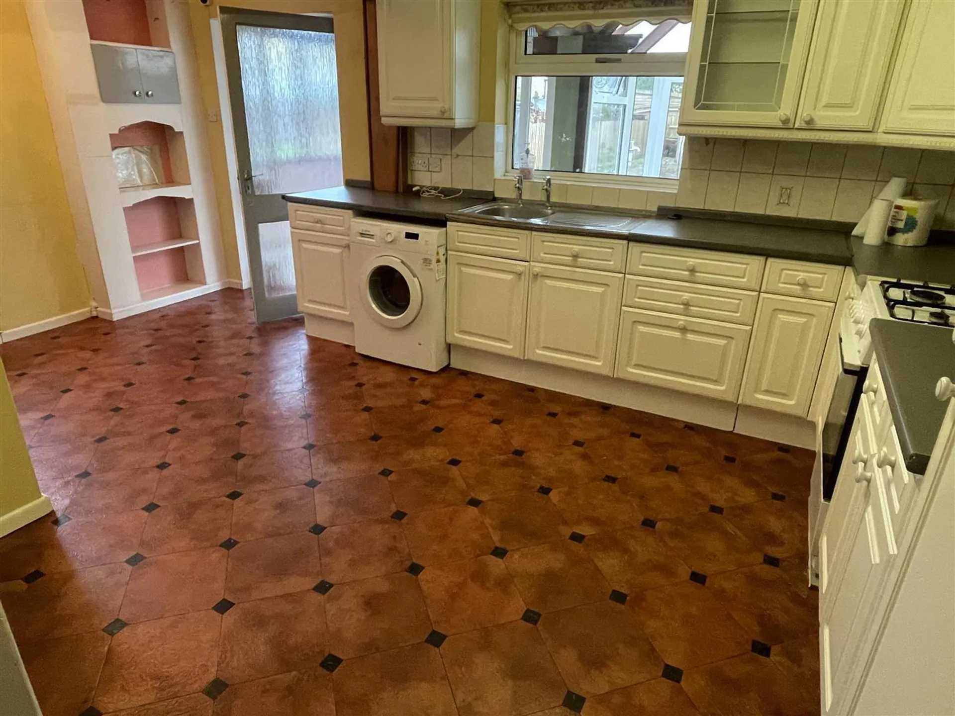 Property photo top 2