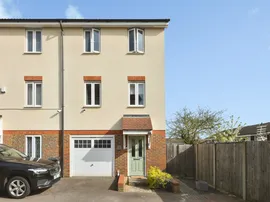 The Cedars, Broxbourne photo