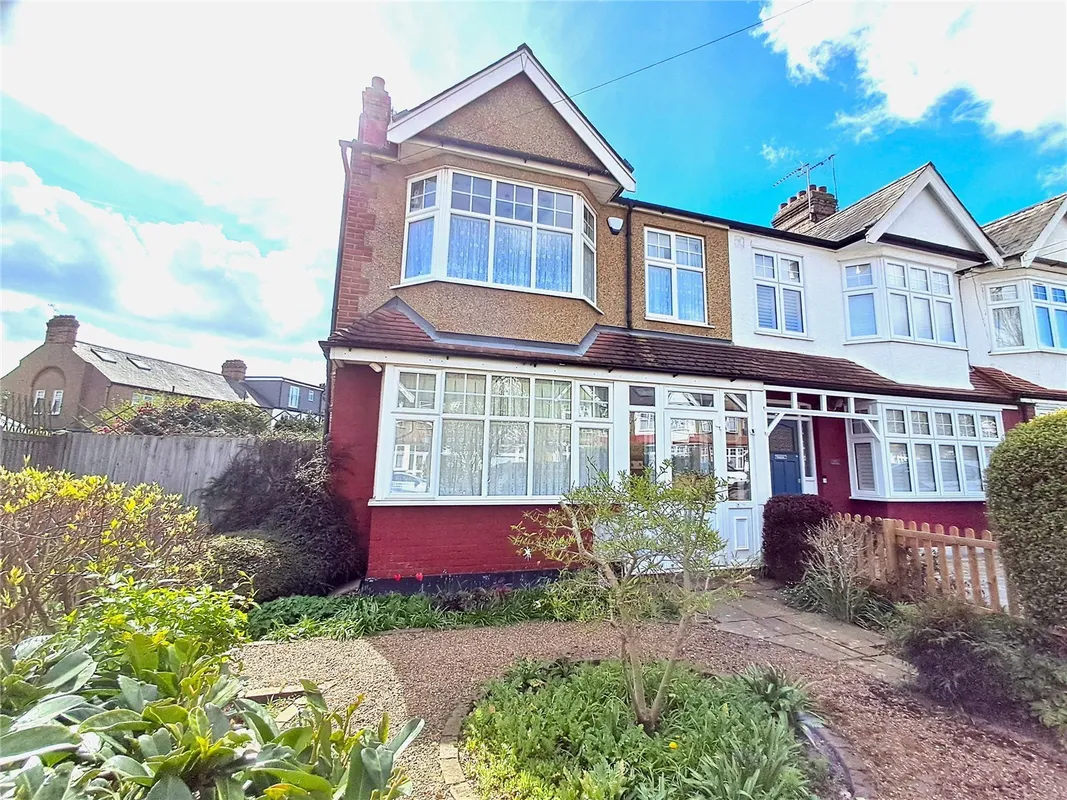 Chase Side Avenue, Enfield, Middlesex, EN2