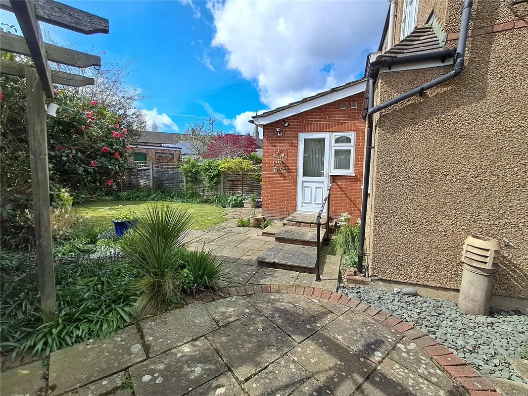 Chase Side Avenue, Enfield, Middlesex, EN2