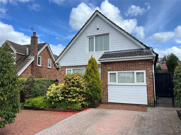 Rostherne Avenue, High Lane, Stockpor...
