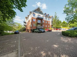 Bhamra Gardens, Maidenhead photo