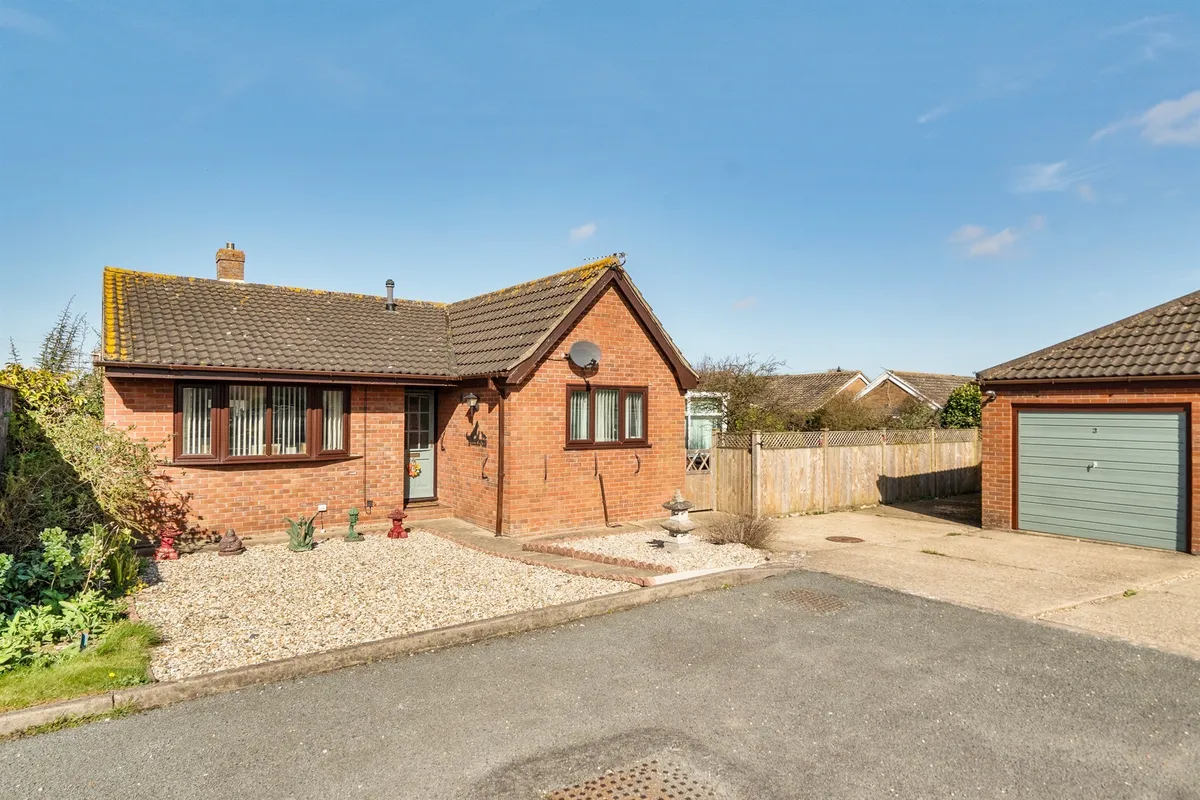 Honeysuckle Close, Sutton-On-Sea, Mablethorpe