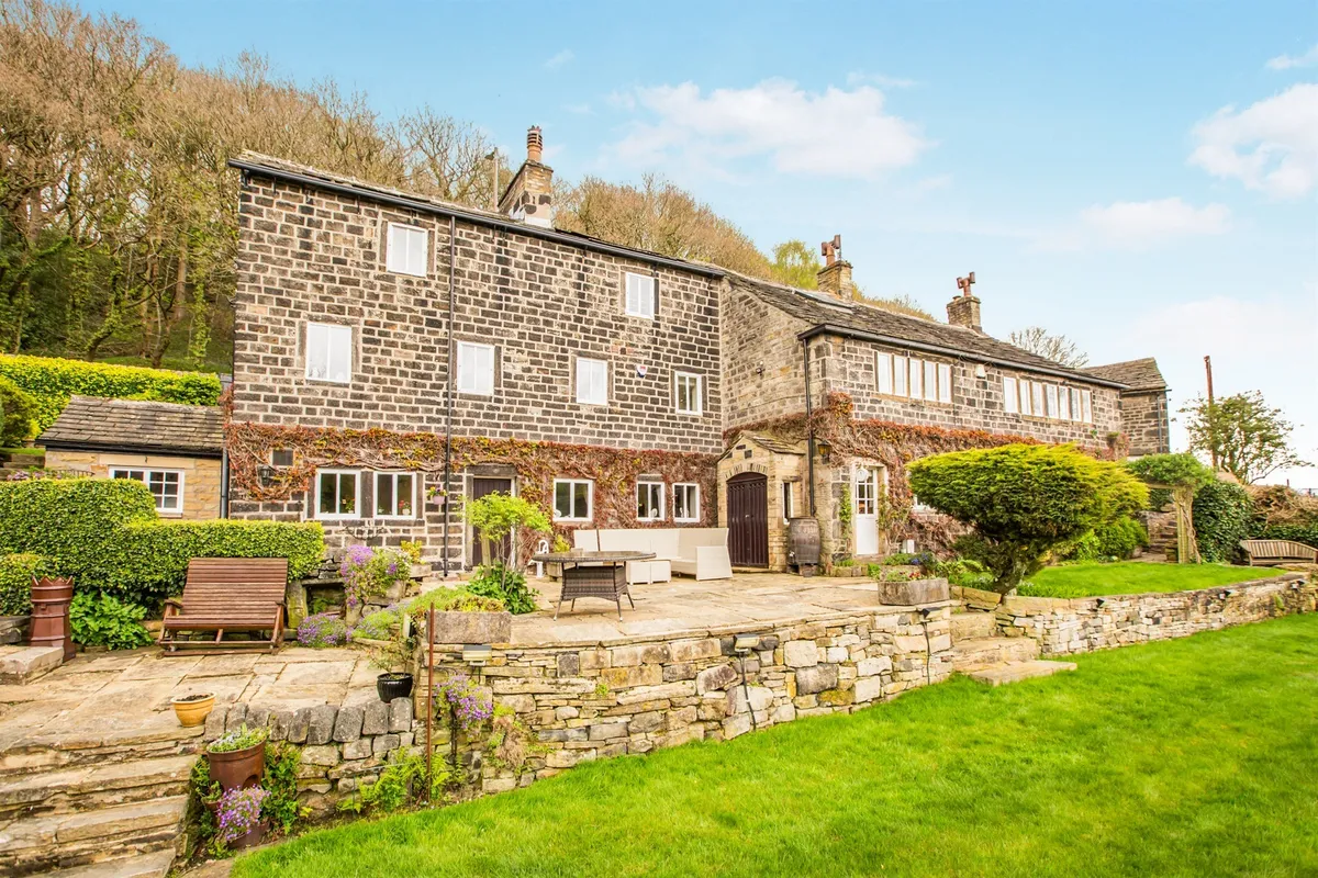 Stoney Spring, Brearley, Halifax