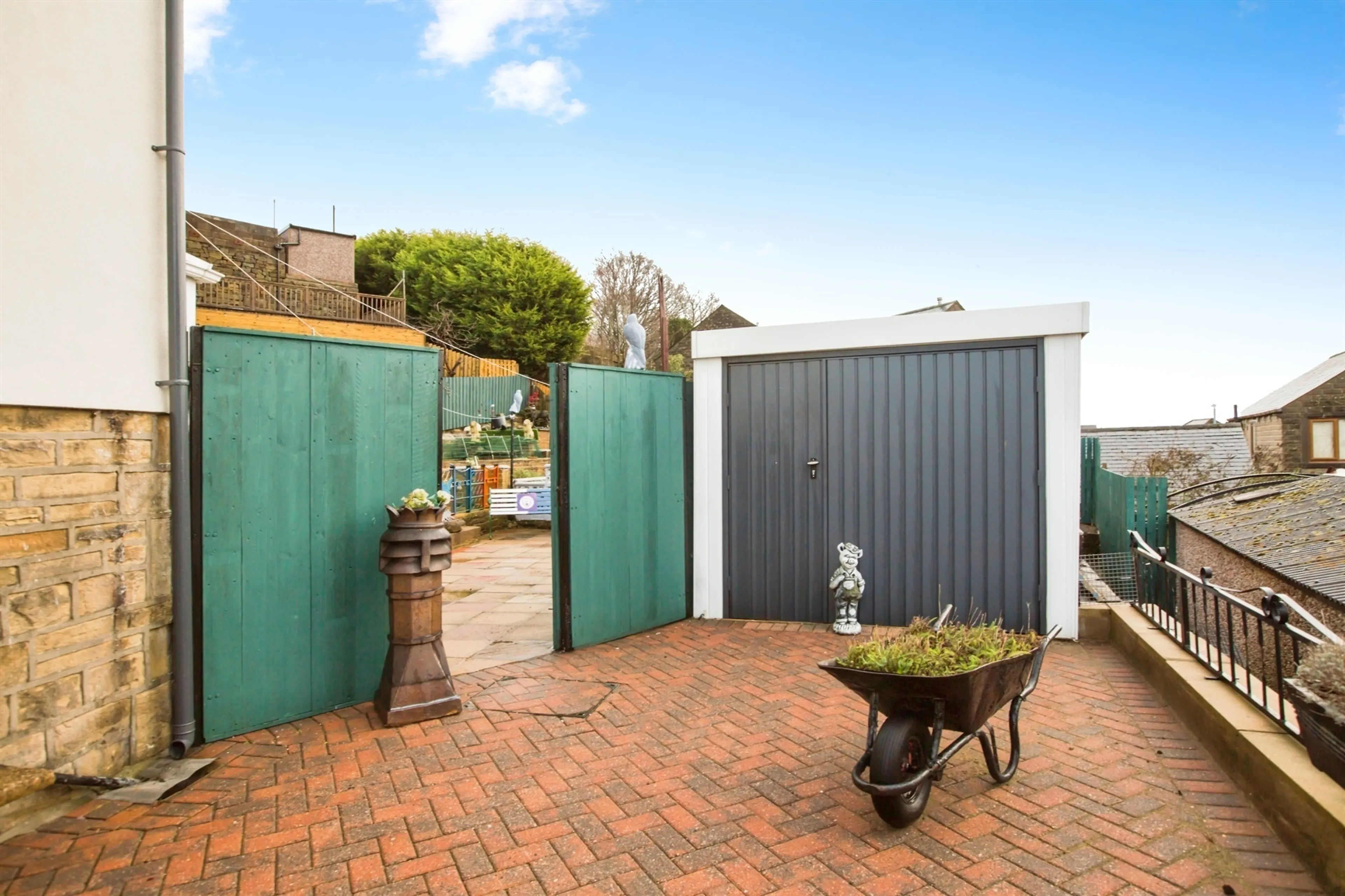 Property at Friendly Avenue, Sowerby Bridge