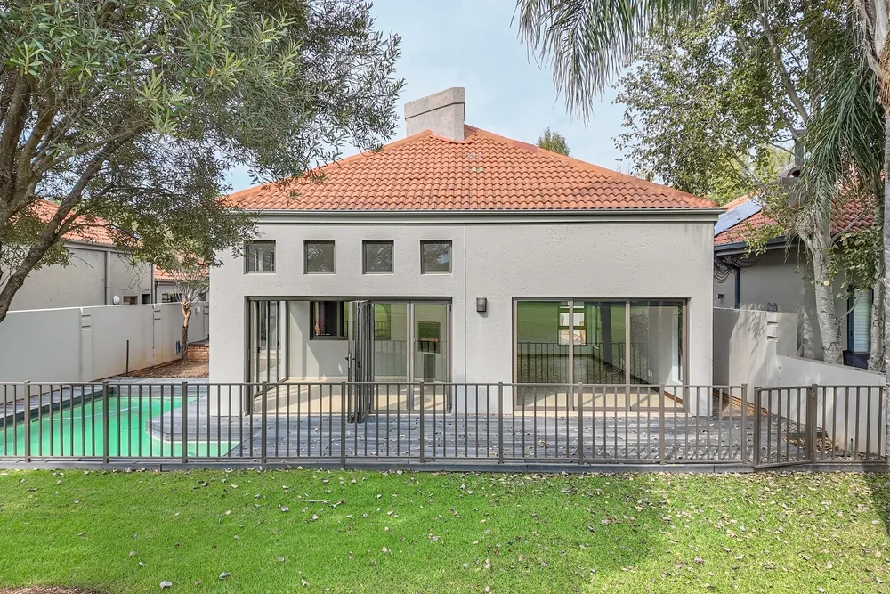 View image gallery of South Africa, North West, Pecanwood Estate